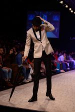 Model walk the ramp for Troy Costa show at LFW 2013 Day 2 in Grand Haytt, Mumbai on 24th Aug 2013 (42).JPG